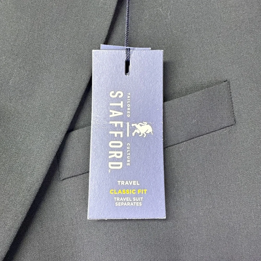 Stafford Men's Classic Fit 2-Button Black Travel Suit Jacket Size 44 Reg NEW